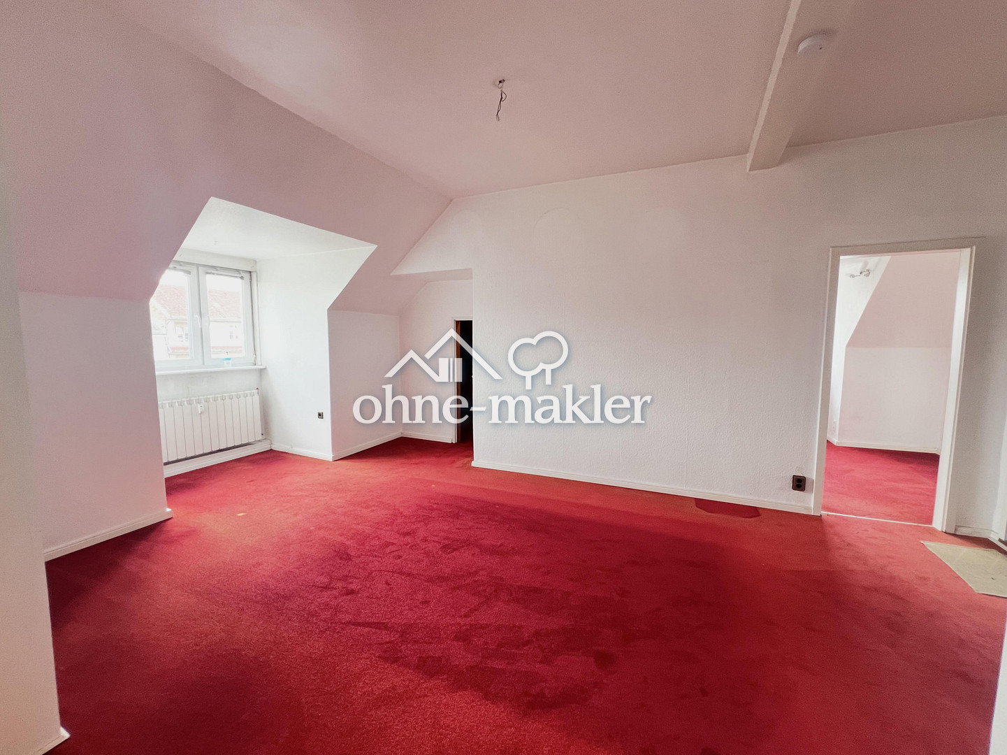 Provisionsfrei in Westend: Helle bezugsfreie 3-Zimmer Dachgeschosswohnung am Steubenplatz, 14052 Berlin (Charlottenburg-Wilmersdorf Spandau Westend)