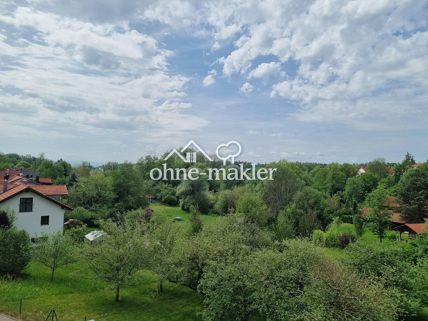 Dachgeschosswohnung mit Blk. & Loggia – Grafing, 85567 Grafing b. München