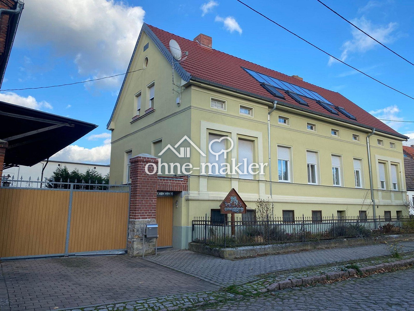 Historisches Anwesen mit viel Platz & Potential, 6429 Nienburg (Saale)