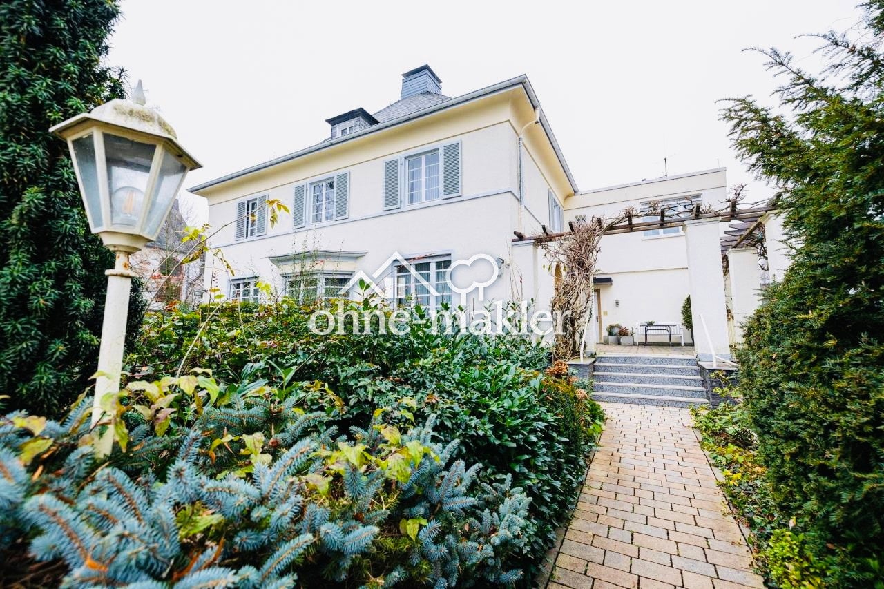 Altbau-Villa mit Gartenparadies in Kirdorf, 61350 Bad Homburg v.d. Höhe