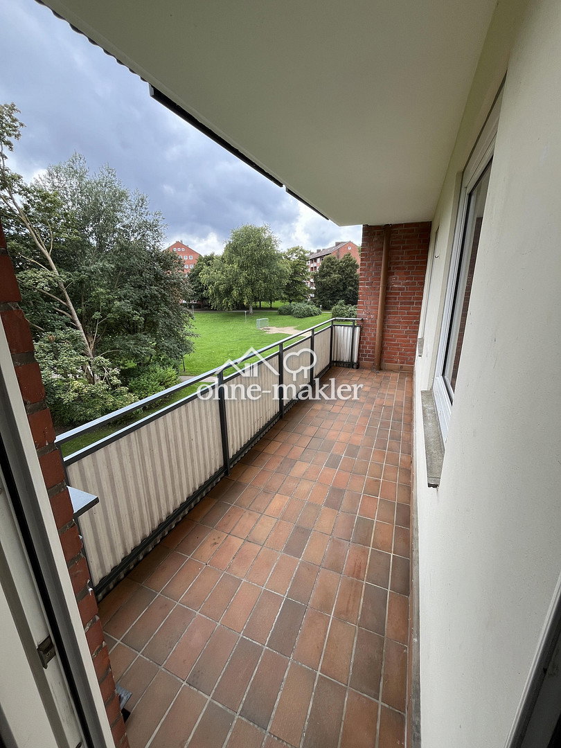 Kiel Neumühlen Helle 4-Zimmer Wohnung mit Balkon, 24149 Kiel (Neumühlen-Dietrichsdorf)