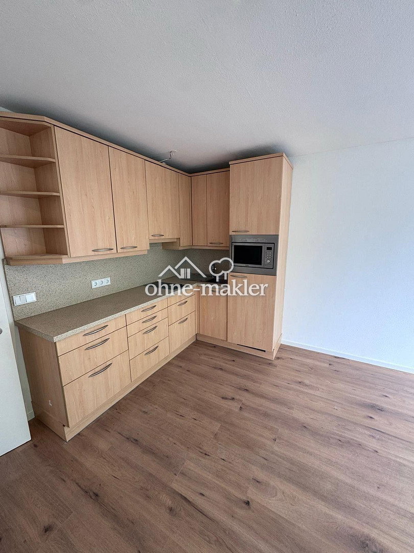 Münchner Moosach Charmantes Apartment mit Balkon, 80997 München (Allach-Untermenzing Moosach Pasing-Obermenzing)