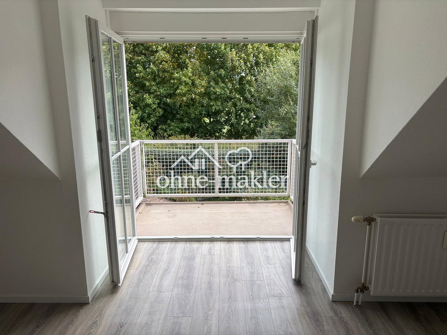Dachwohnung mit Balkon & Blick ins Grüne, 15749 Mittenwalde