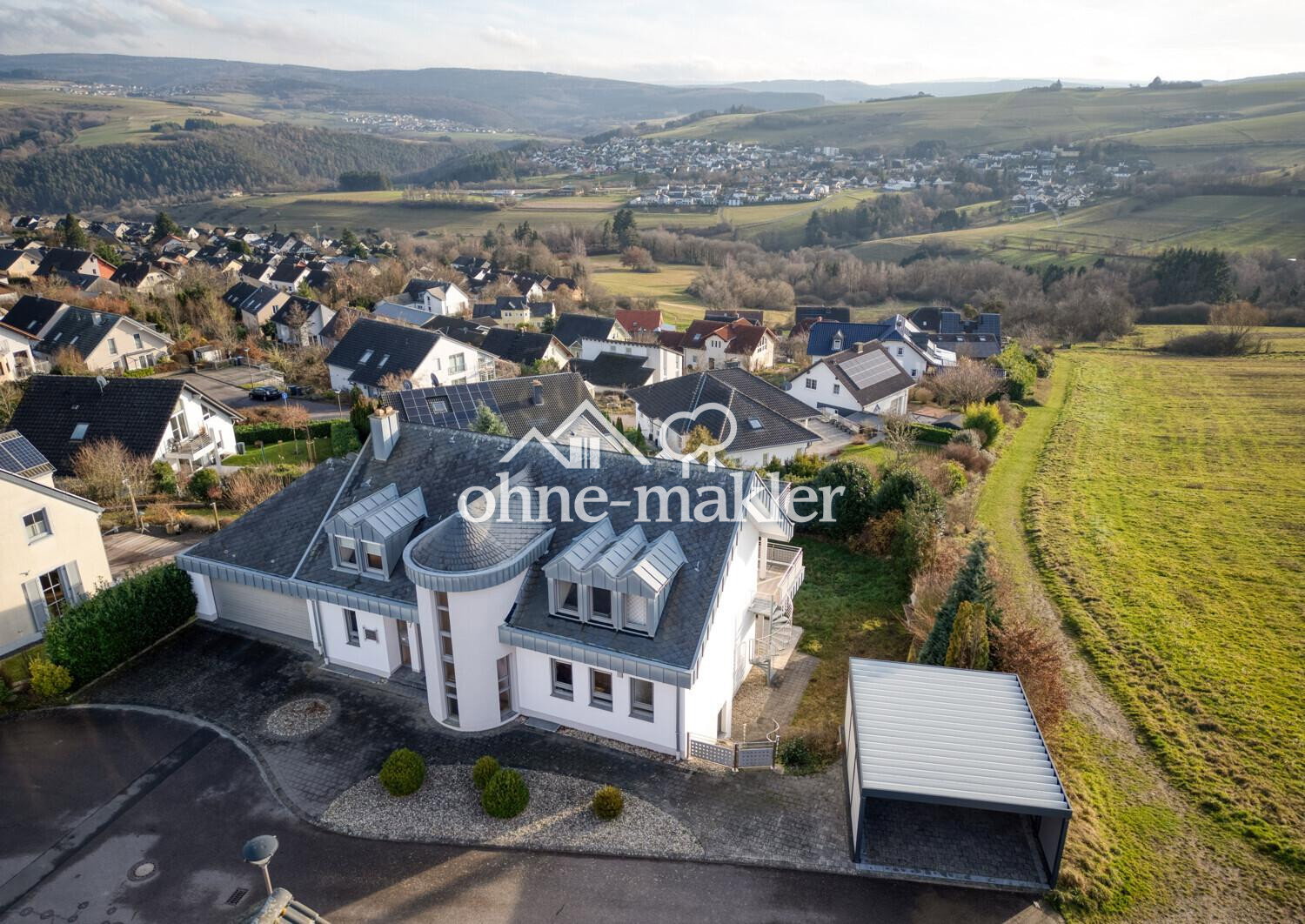 Terrasse & Carport – Ihr neues Zuhause in Gusterath, 54317 Gusterath