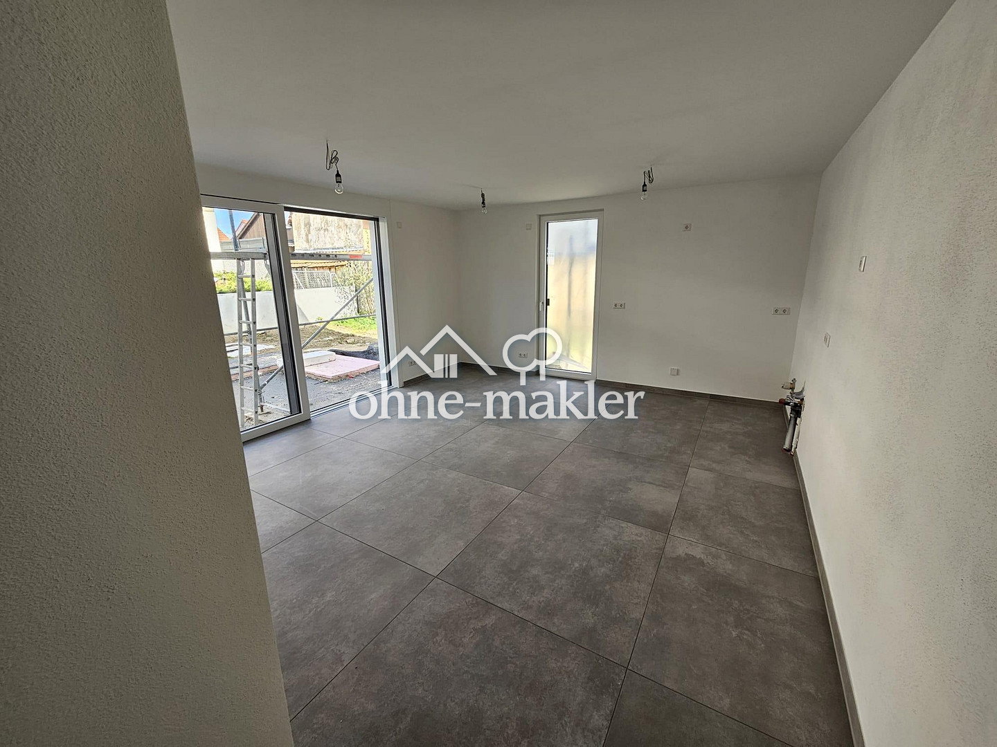 Terrasse & Neubau in Gäufelden, 71083 Herrenberg