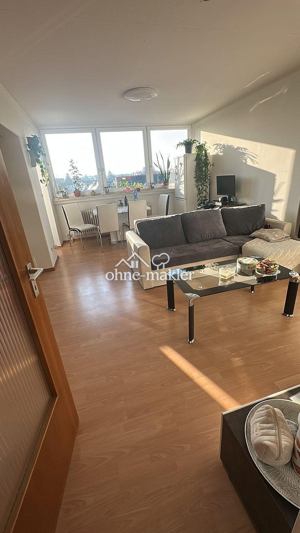 Gilching Helle Wohnung mit Einbauküche, 82205 Gilching