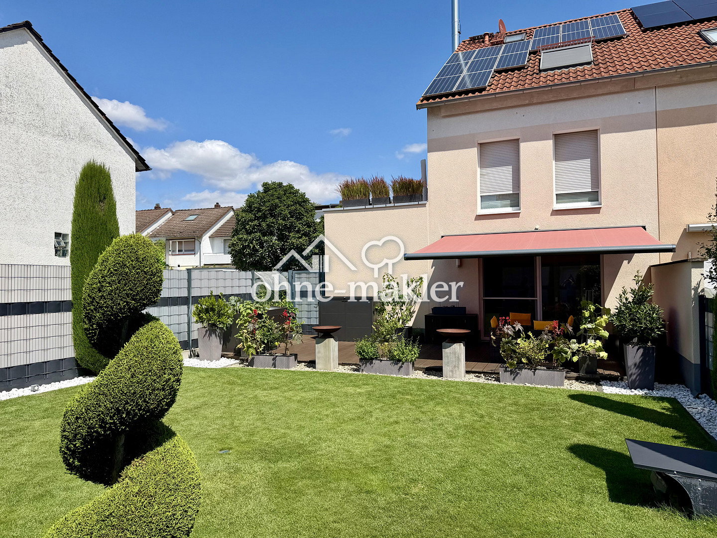Reihenendhaus mit Dachterrasse & Garten in Kriftel, 65830 Kriftel