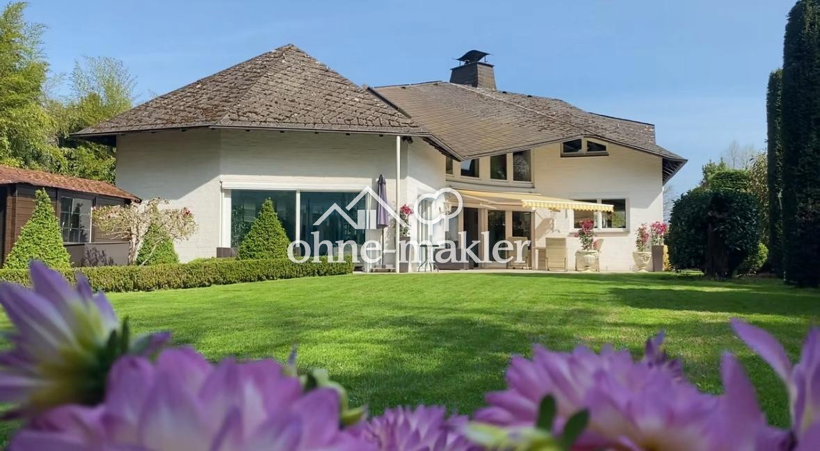 Architektenvilla mit Pool – Großburgwedel, 30938 Burgwedel (Großburgwedel)