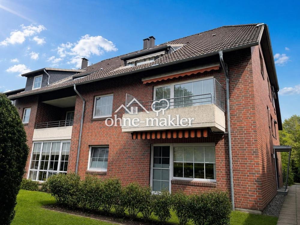Dachgeschosswohnung in Bramfeld – Balkon & Garage, 22179 Hamburg (Wandsbek Bramfeld)