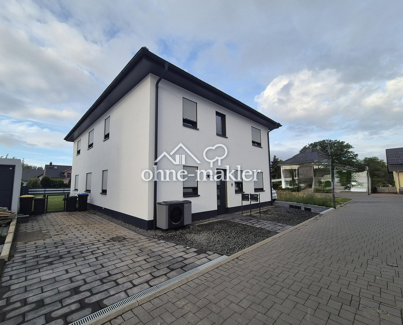 Exklusives Zweifamilienhaus in Euskirchen, 53879 Euskirchen