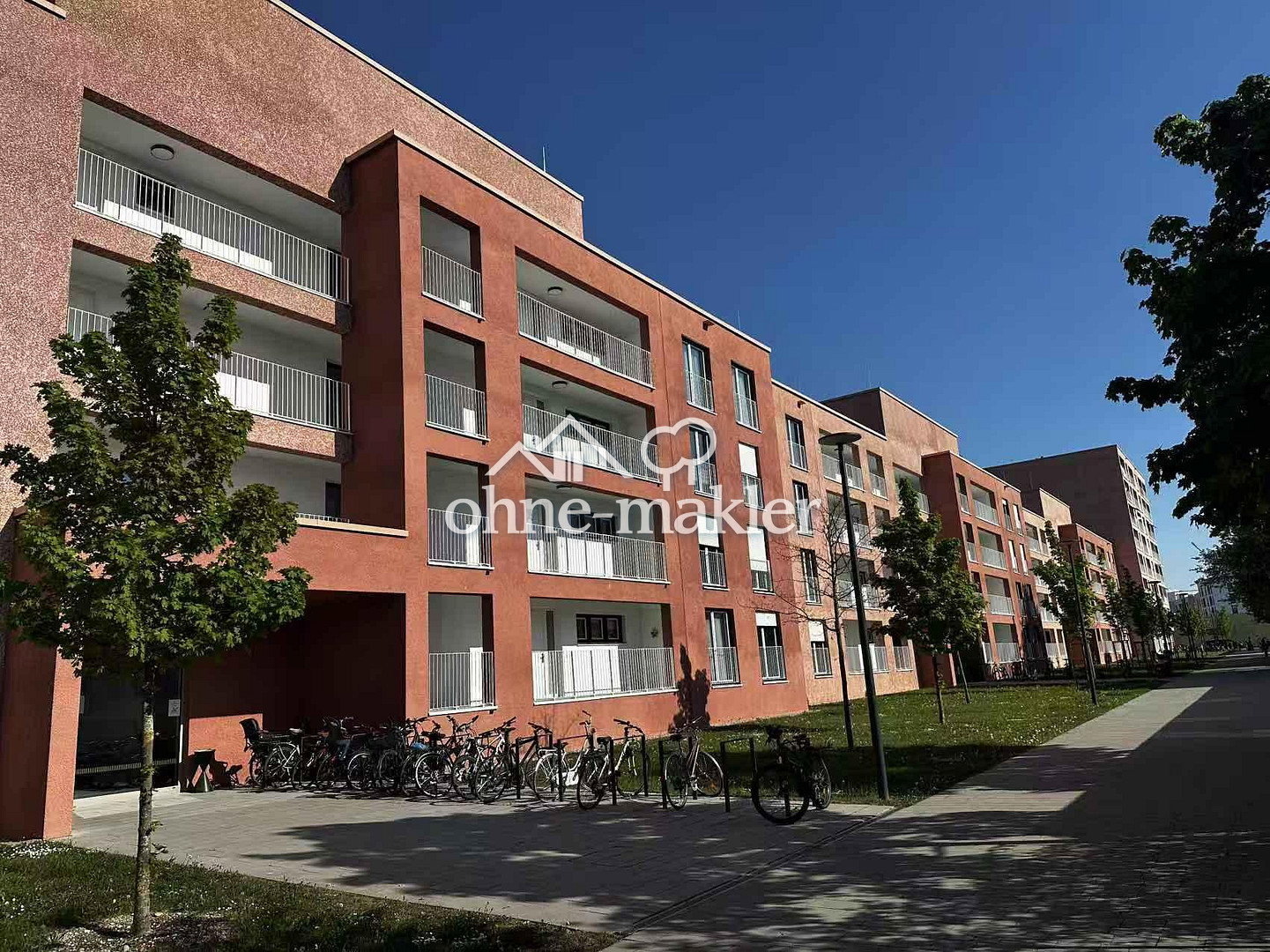 Münchner Neubauwohnung mit Loggia & 2 Bädern, 81245 München (Aubing-Lochhausen-Langwied Pasing-Obermenzing)