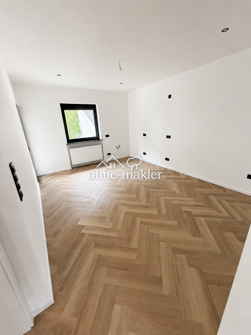 Koblenz-Süd Sanierte Wohnung mit Balkon & Garten, 56073 Koblenz