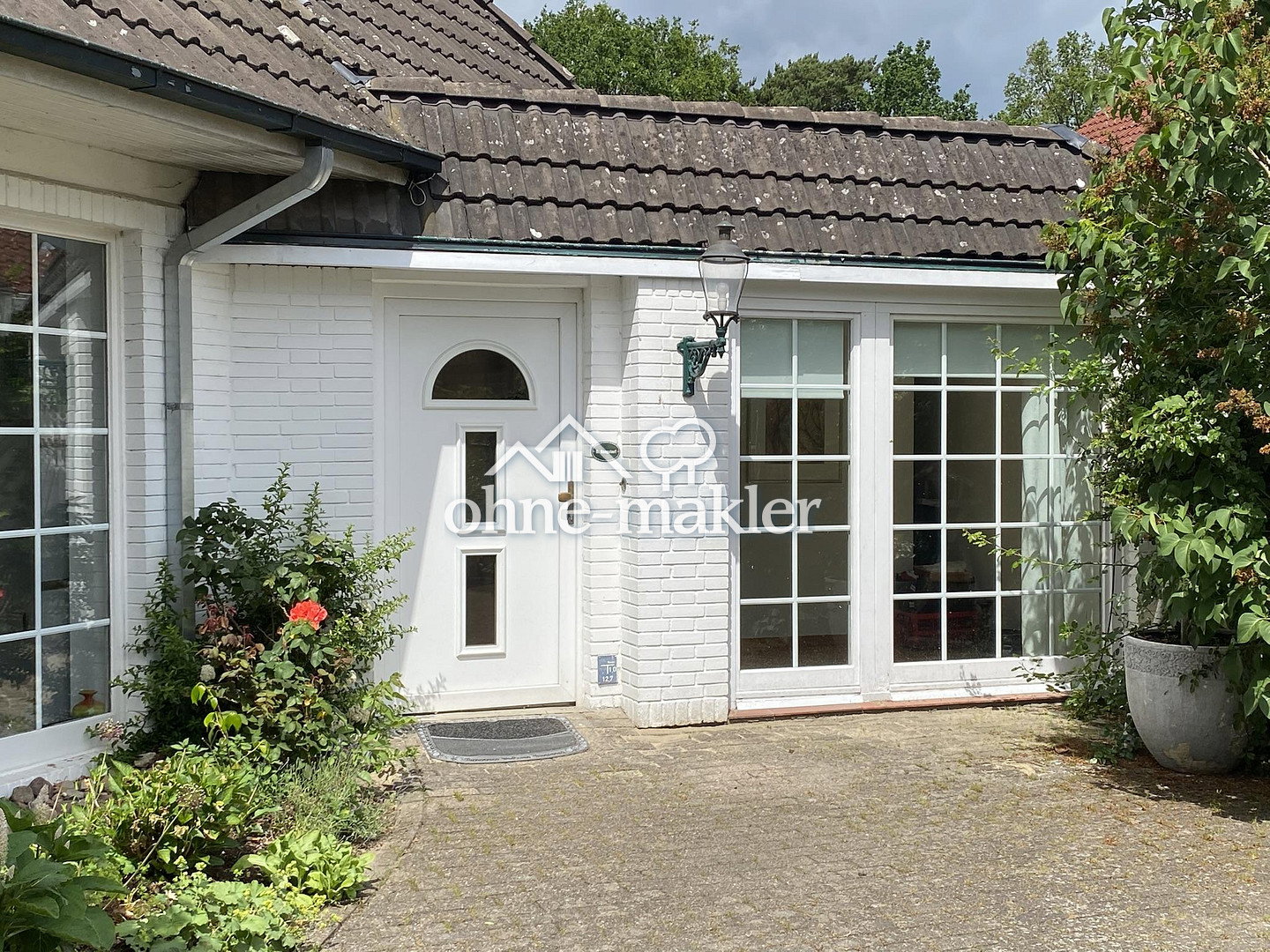 Architektenhaus mit Einliegerwohnung in Lilienthal, 28865 Lilienthal