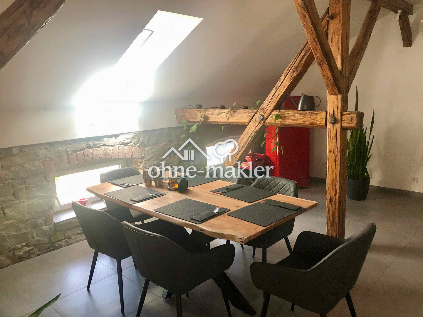 Loft mit Stil – Loggia & Kamin, 97318 Kitzingen