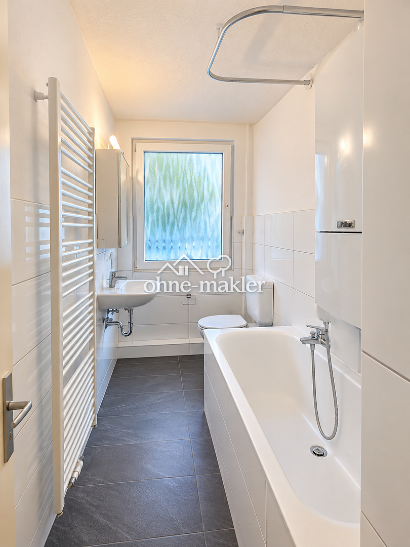 Duisburg-Mittelmeiderich Balkon & Tageslichtbad, 47137 Duisburg (Mittelmeiderich Obermeiderich Untermeiderich)
