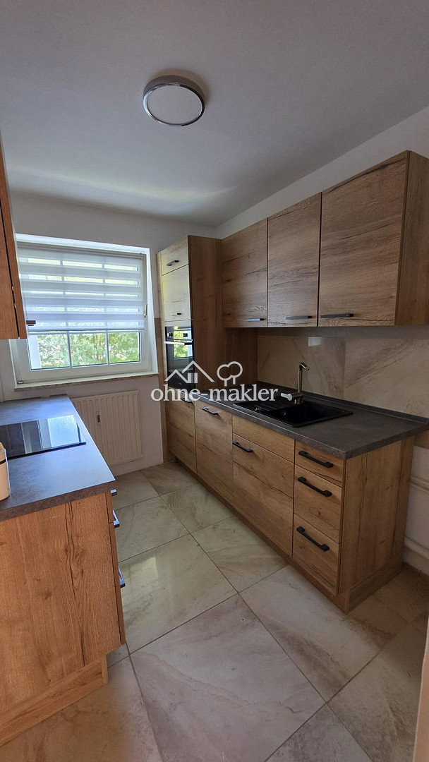 Traumwohnung in Lübeck – renoviert & provisionsfrei, 23560 Lübeck (Moisling Sankt Jürgen)