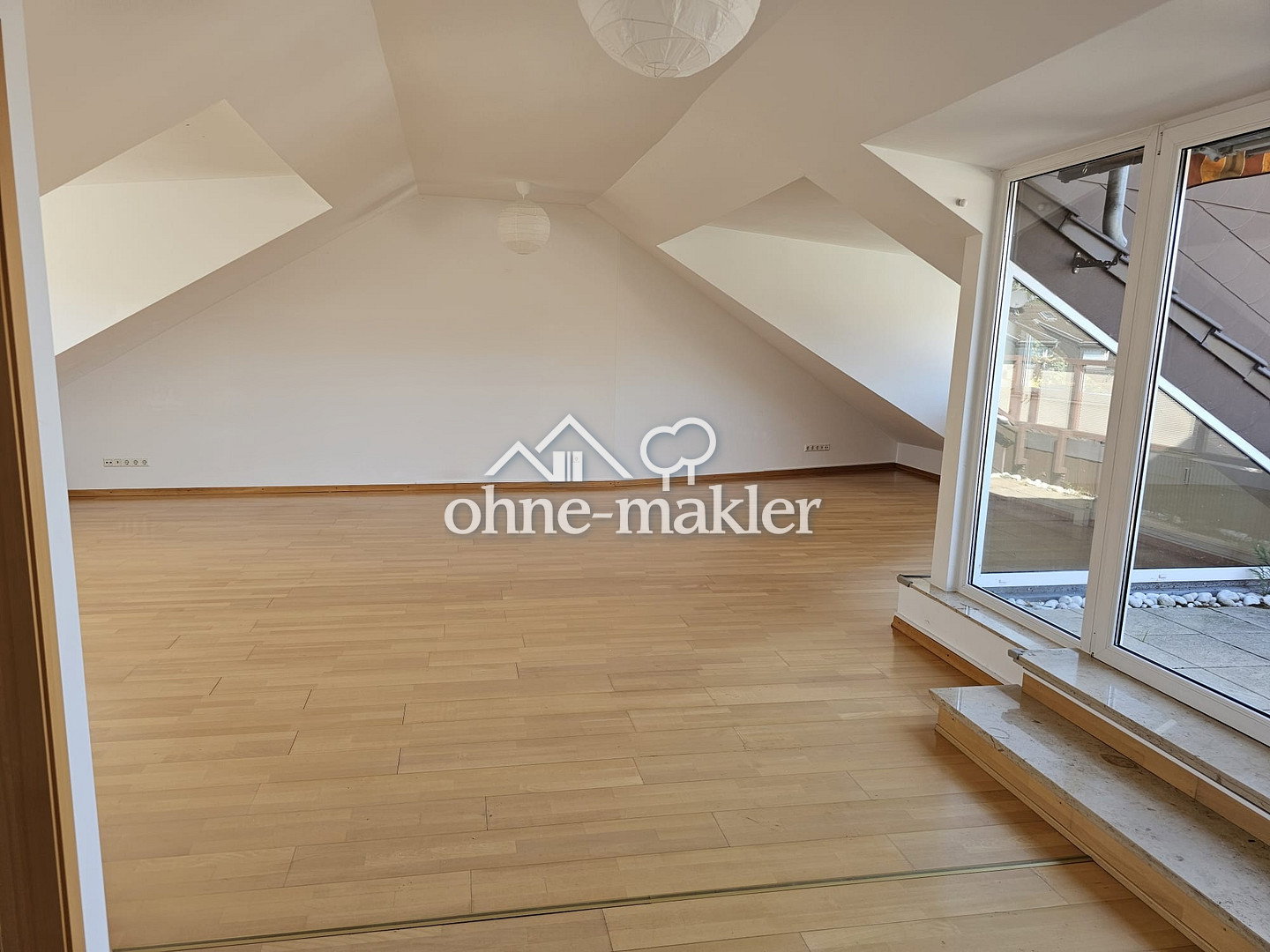 Dachgeschosswohnung mit Terrassenblick in Neckarau, 68199 Mannheim (Almenhof Neckarau)