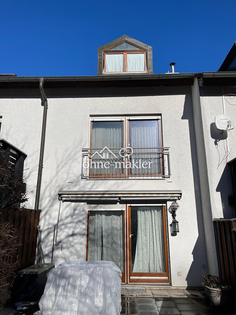 Reihenhaus mit Potenzial in Starnberg – See nah, Alltag vis-à-vis, 82319 Starnberg