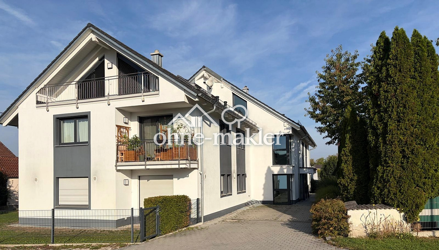 Penthouse-Feeling mit Balkon & Dachterrasse, 85104 Pförring