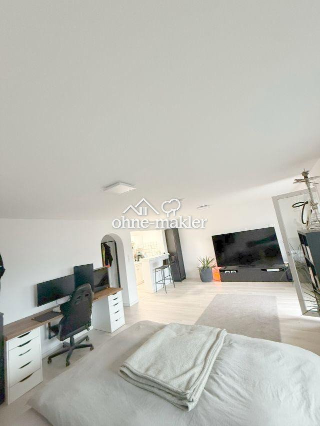 Heller 1-Zi-Appartement mit Balkon in Waldbüttelbrunn, 97297 Waldbüttelbrunn
