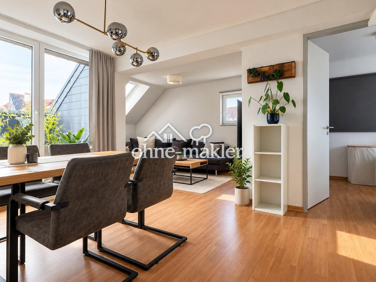 Schöne 3-Zimmer-Dachgeschosswohnung mit Südbalkon in der Südstadt – Nachmieter zum 01.12. gesucht, 30171 Hannover