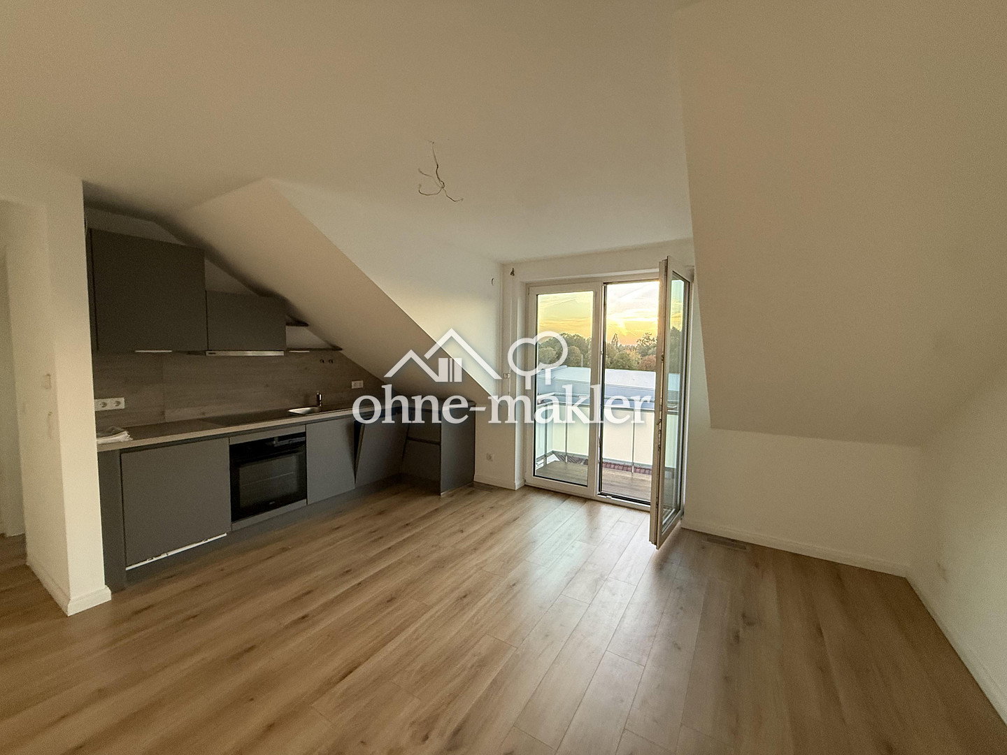 Balkon & Top-Lage in Pinneberg, 25421 Pinneberg