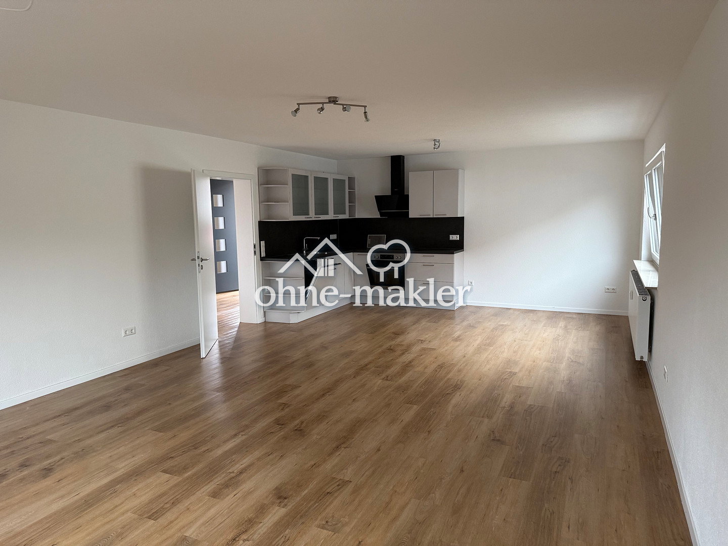 Ellhofen Neuwertige Wohnung mit Top-Lage, 74248 Ellhofen