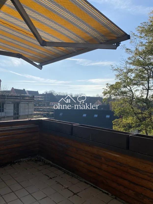 Dachgeschosswohnung mit Balkon in Essen-Frohnhausen, 45144 Essen (Frohnhausen)