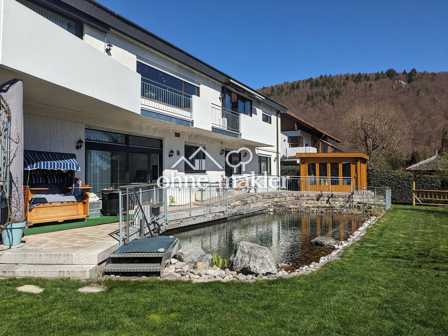 Familienparadies mit 3 Wohnungen in Albstadt, 72458 Albstadt
