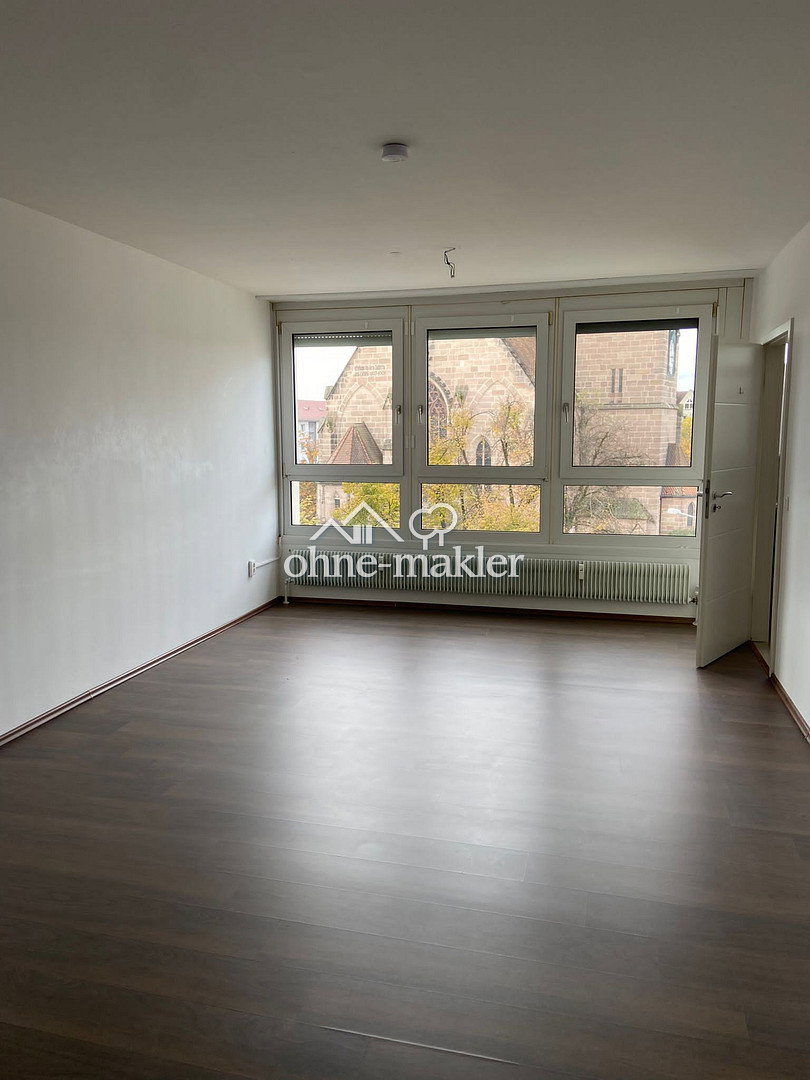 Helle, sanierte Wohnung in zentraler Lage, 90478 Nürnberg (Dutzendteich Gleißhammer Glockenhof Sankt Peter Zerzabelshof)