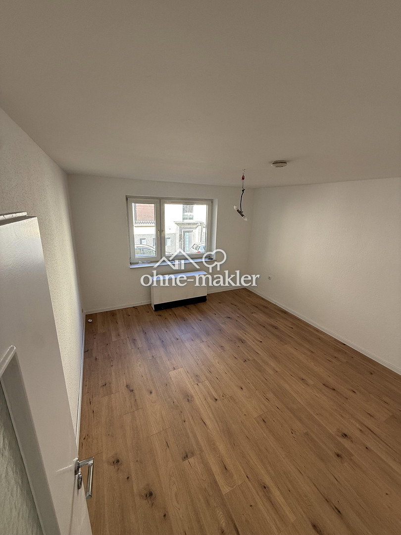 Holsterhausen 2-Zi-Wohnung mit Balkon, 45147 Essen (Frohnhausen Holsterhausen Rüttenscheid)