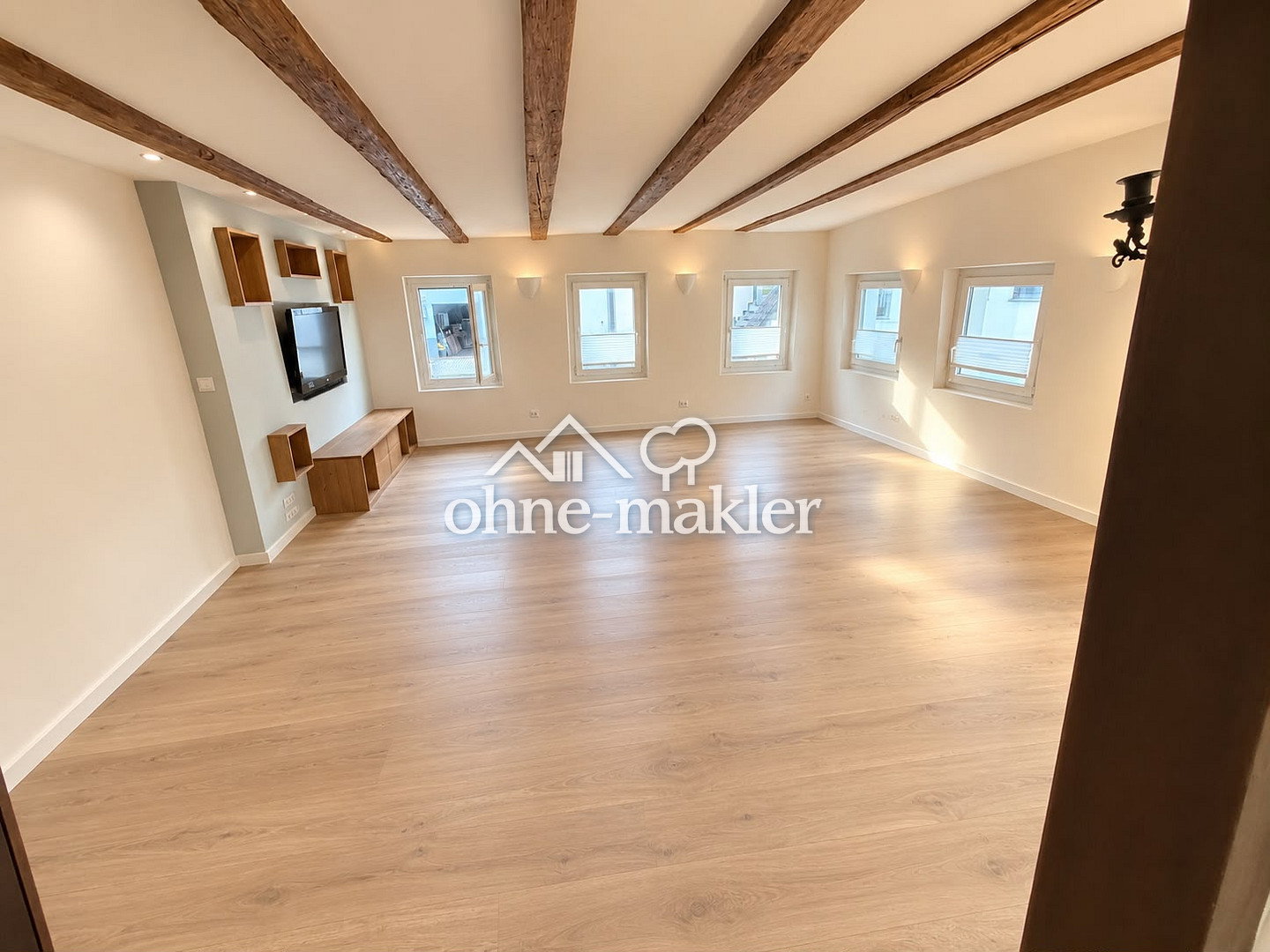 Kernsanierte 2-Zimmer Altbauwohnung in Stuttgart-Plieningen, 70599 Stuttgart (Plieningen)