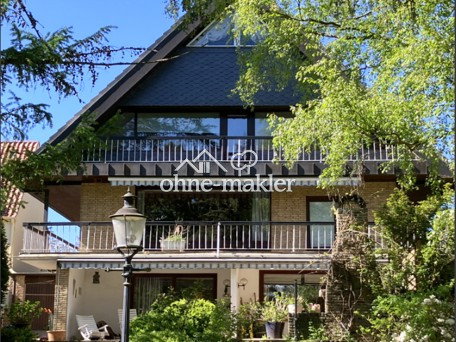 Architektenhaus in Reinfeld Familienparadies mit Garten, 23858 Reinfeld (Holstein)