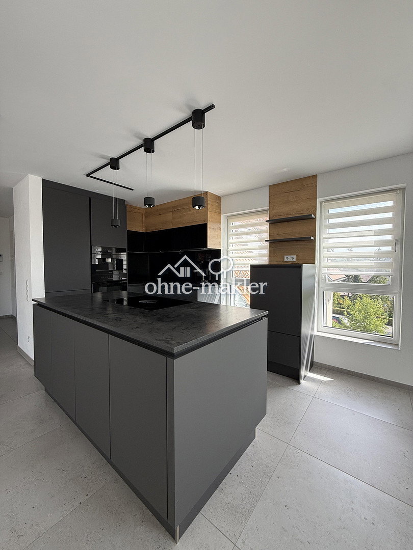 Traumwohnung in Lauffen – Balkon & Tiefgarage, 74348 Lauffen am Neckar