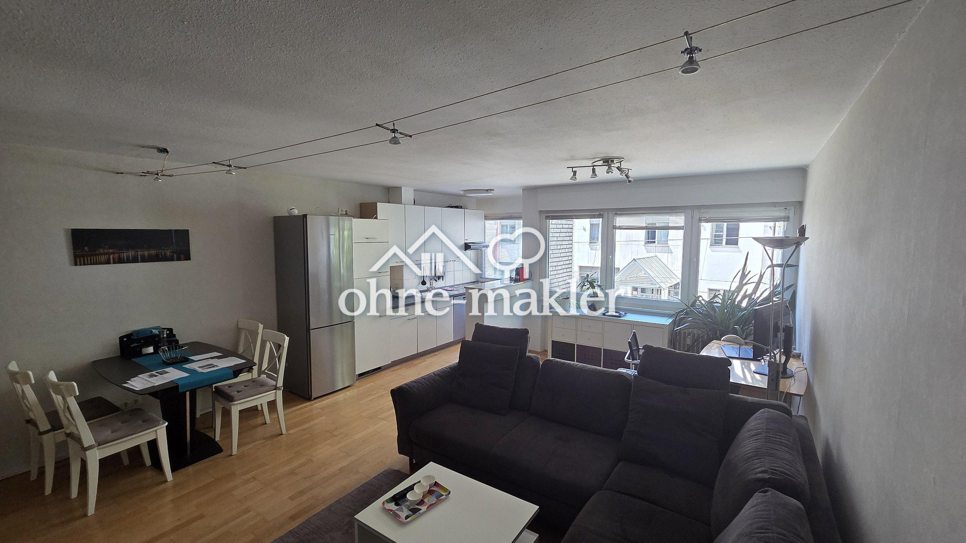 Düsseldorf-Unterbilk Stilvolle Wohnung mit Tiefgarage, 40221 Düsseldorf