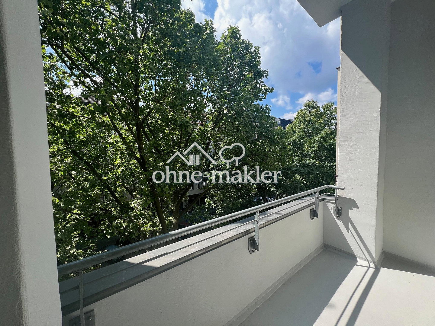 Charmantes Maisonette in Charlottenburg – Balkone inklusive, 10589 Berlin (Charlottenburg-Wilmersdorf Charlottenburg Kolonie Gerickes Hof)