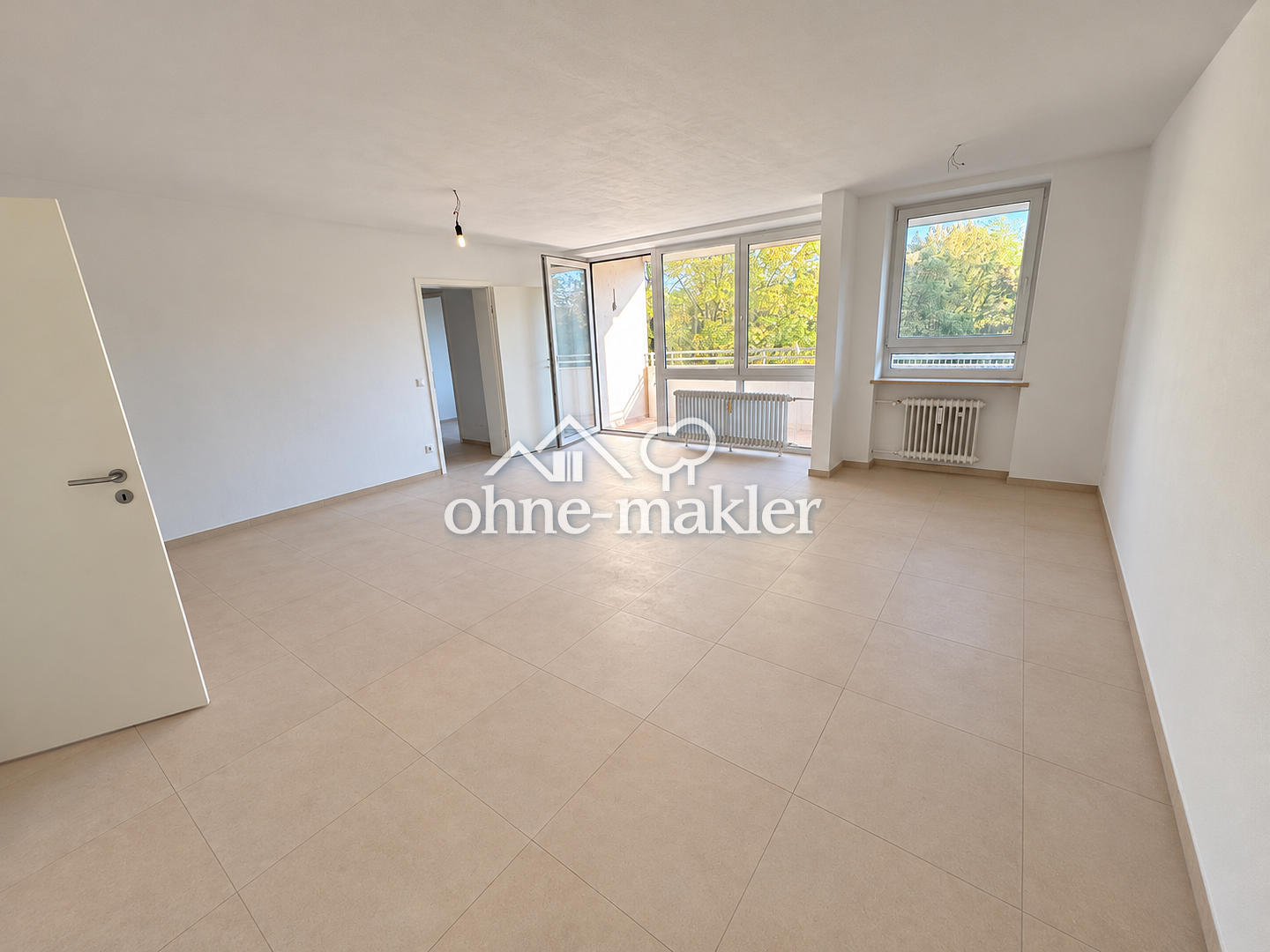 München Neu-Aubing Helles Apartment mit Balkon, 81249 München (Allach-Untermenzing Aubing-Lochhausen-Langwied Pasing-Obermenzing)