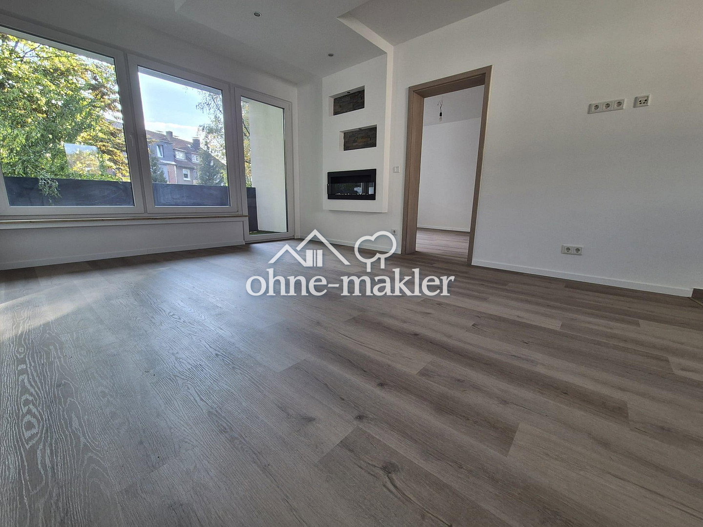 kernsanierte 3-Zi. Wohnung mit Balkon in Essen, 45147 Essen (Frohnhausen Holsterhausen Rüttenscheid)