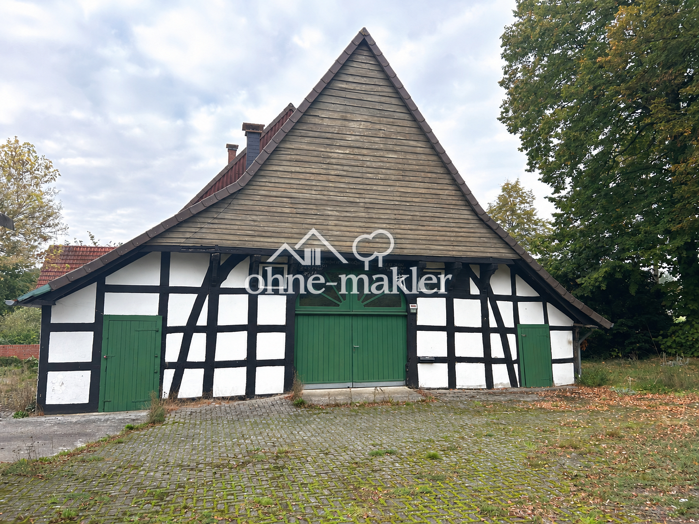 Charmantes Wohnhaus mit viel Grün in Bissendorf, 49143 Bissendorf
