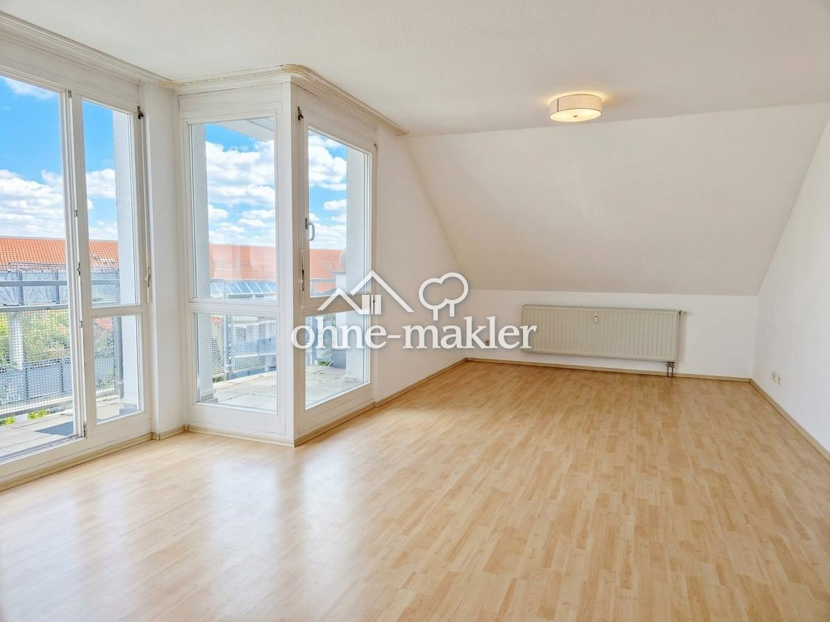 Helle 2-Zimmer-Dachgeschosswohnung mit Balkon, Einbauküche & TG-Stellplatz, 74653 Künzelsau
