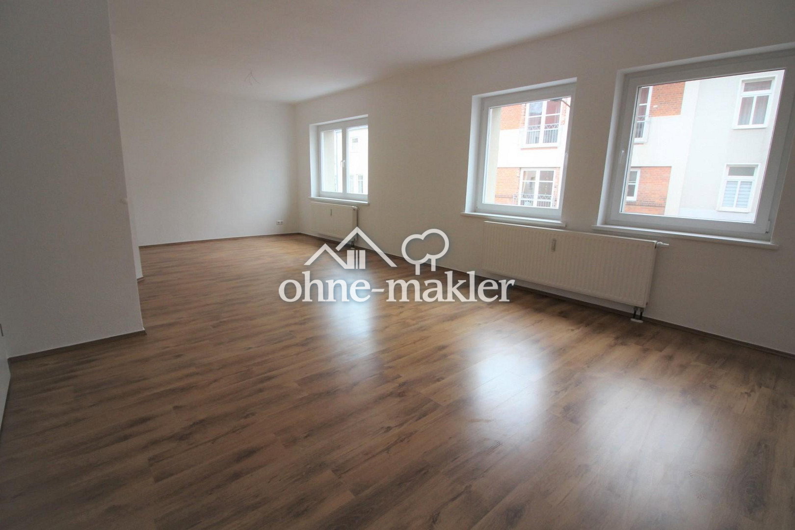Magdeburg-Neustadt Schöne 5-Zimmer-Wohnung mit Balkon, 39124 Magdeburg (Neue Neustadt)