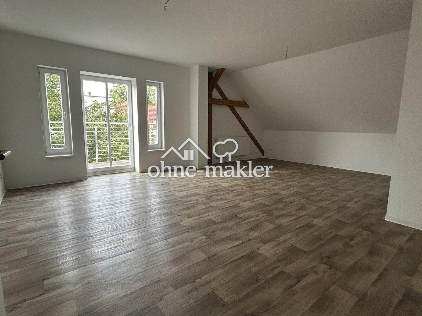 Stadtvillen-Flair 5 Zimmer mit Balkon, 39110 Magdeburg (Diesdorf Stadtfeld West)