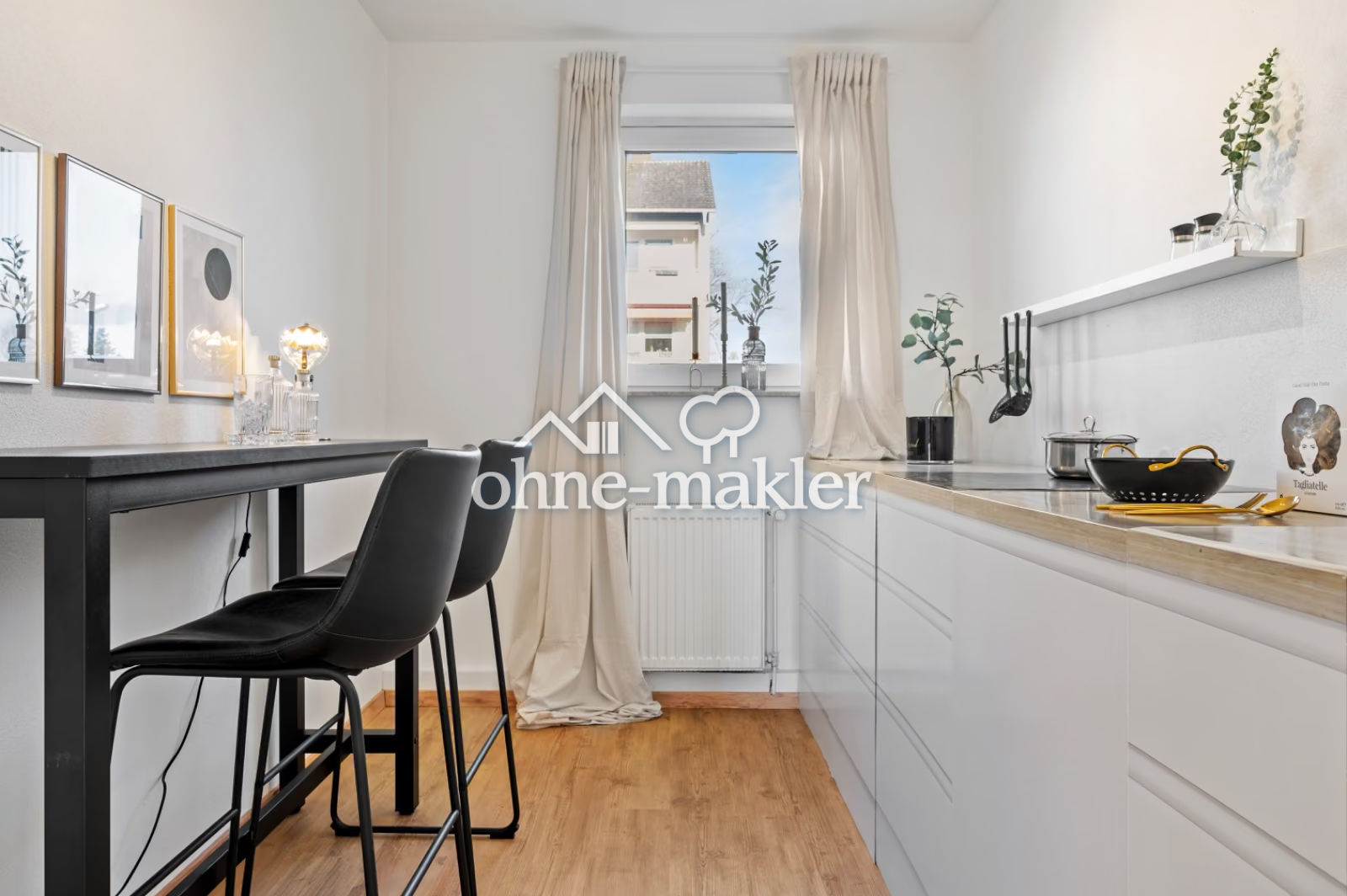Frankfurt Renovierte 3-Zimmer Wohnung mit Blick, 60437 Frankfurt am Main
