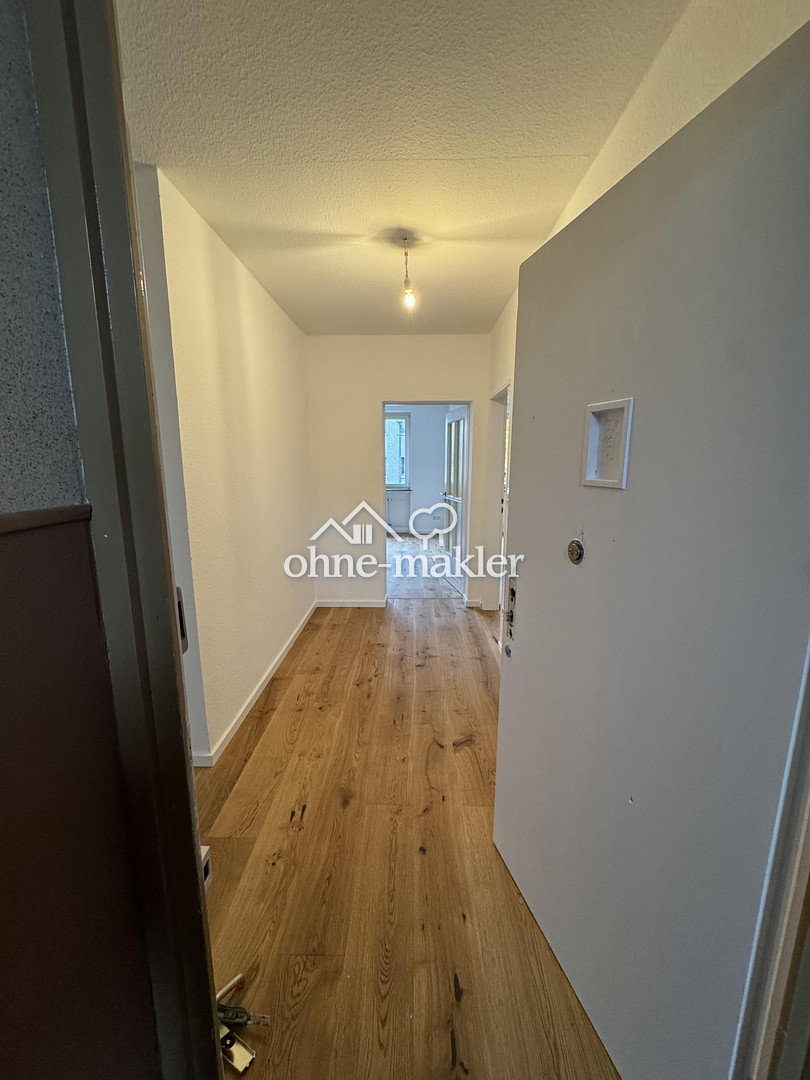 Charmante, großzügige 2-Zimmer-Wohnung mit Balkon in bester Lage auf der Berger Straße., 60318 Frankfurt am Main (Innenstadt Nordend-Ost Nordend-West)