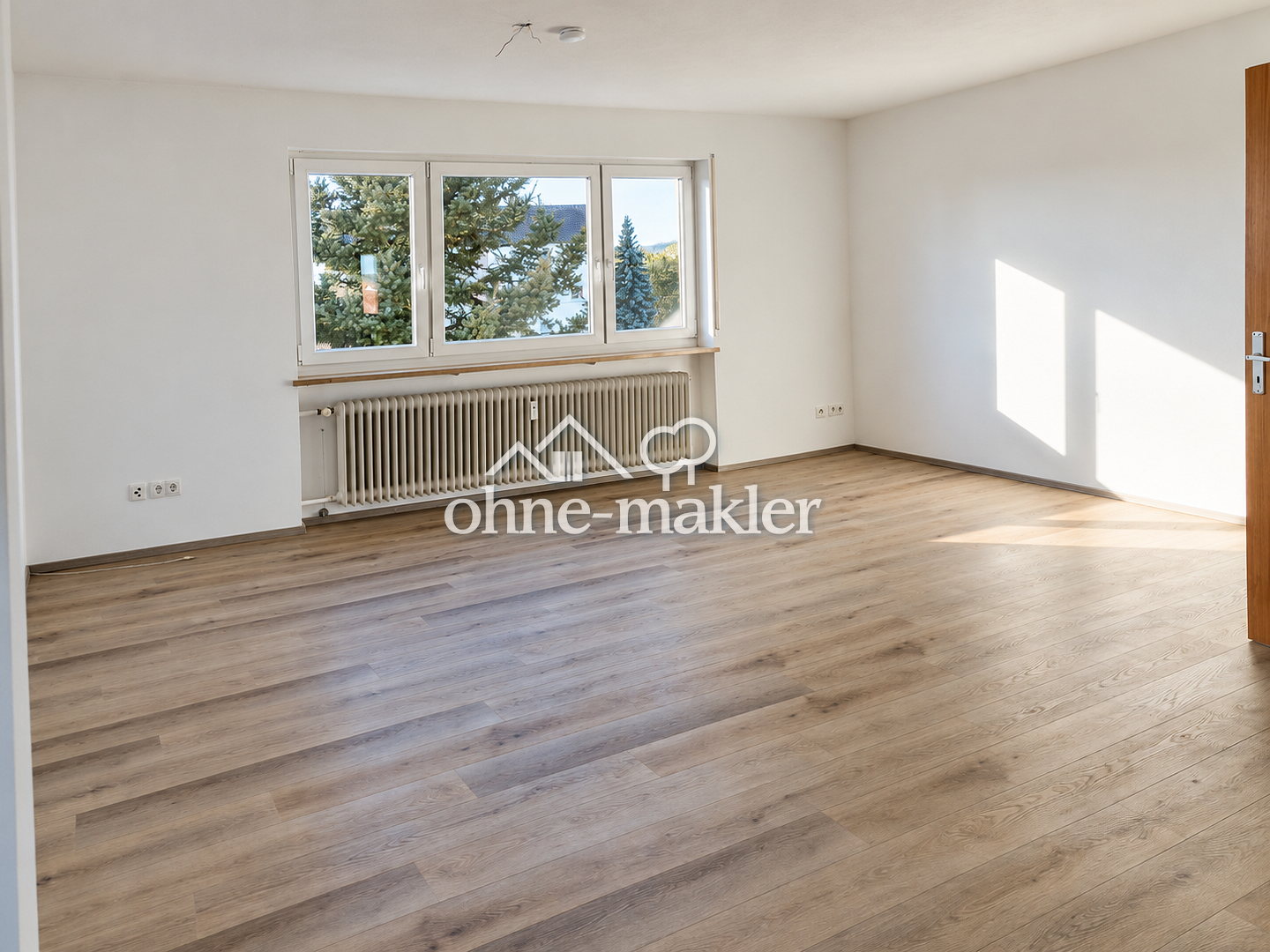 Zentrale Lage, Balkon & Garage – Jetzt Wohnen, 91717 Wassertrüdingen