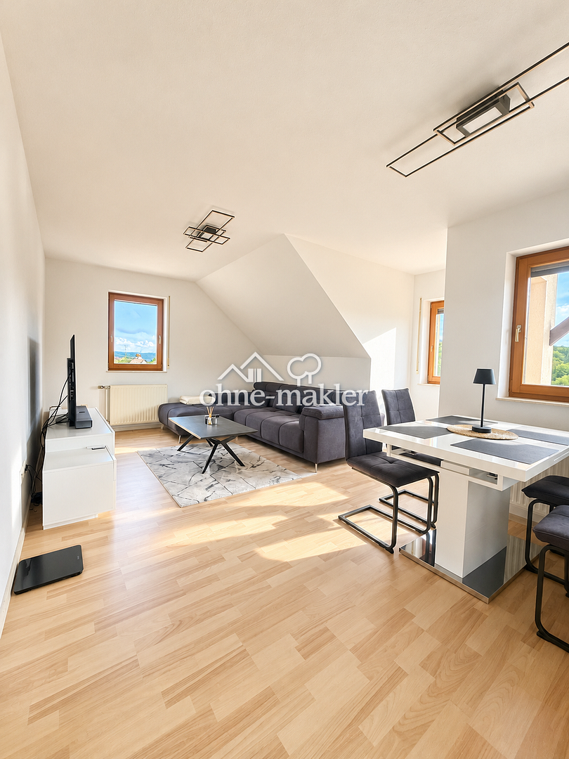 Dachgeschosswohnung mit Balkon & Fernblick, 74238 Krautheim