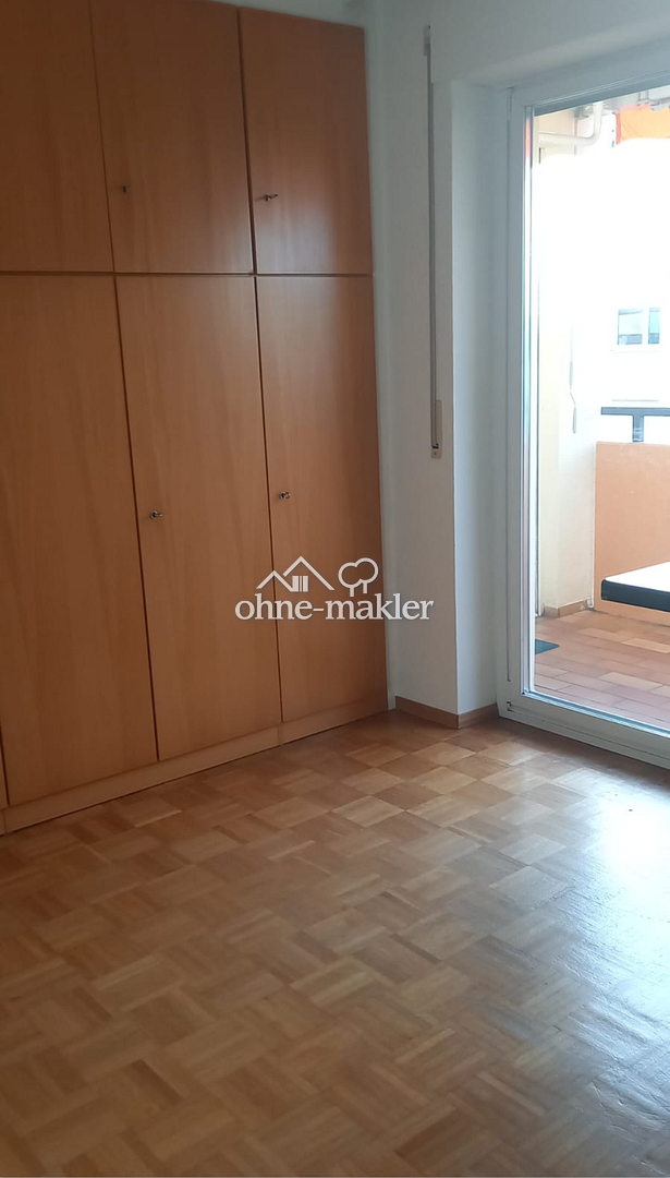 Ruhige 3-Zimmer Wohnung mit 2 Balkonen, 70374 Stuttgart (Bad Cannstatt Sommerrain)