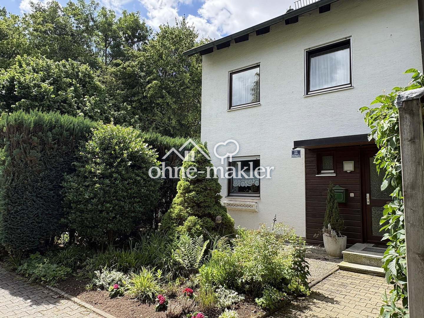 Traumhaus mit Pool & Grünblick in Ingolstadt, 85053 Ingolstadt (Ingolstadt Kothau Niederfeld Ringsee Rothenturm)