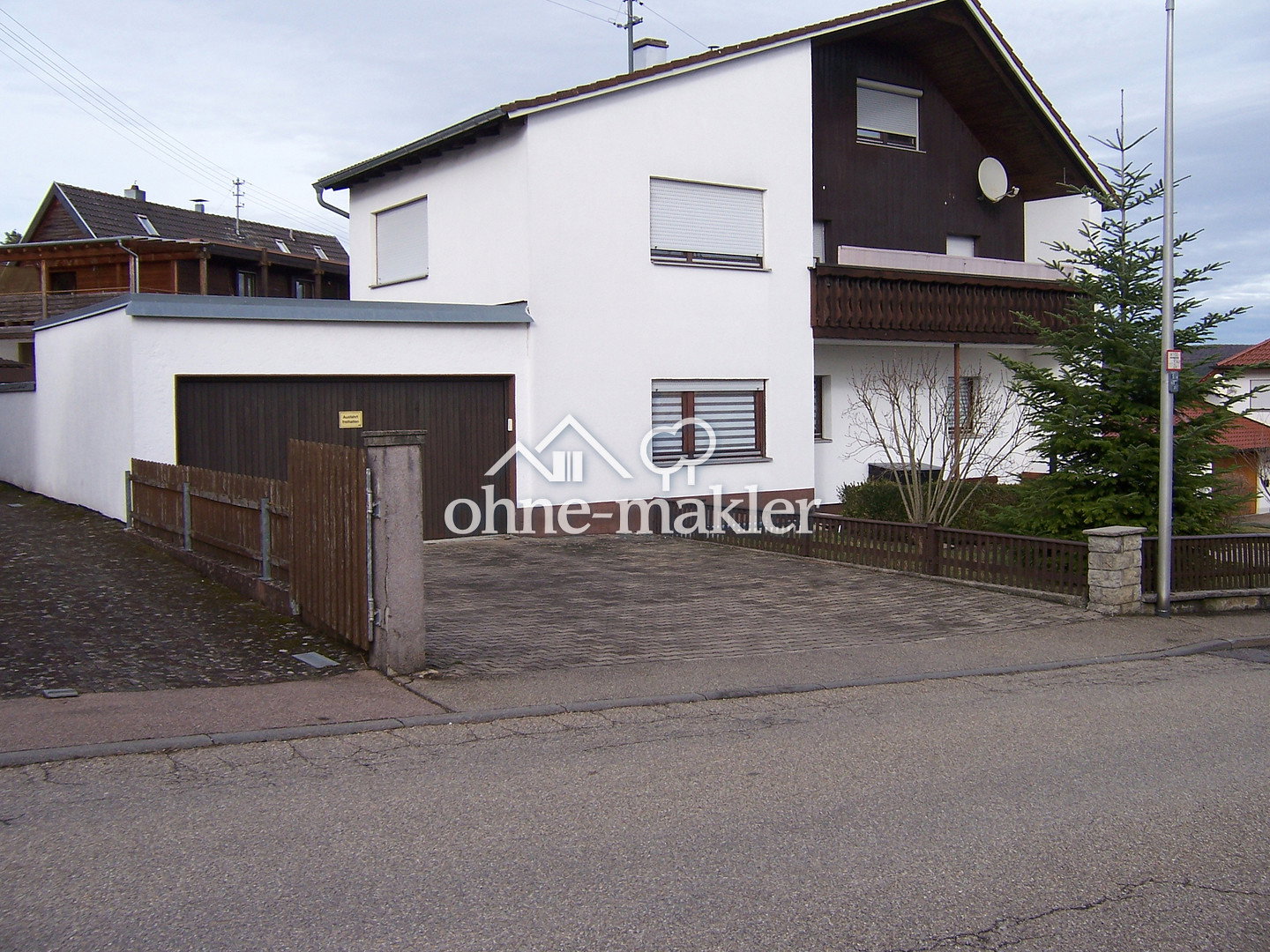 Erdgeschosswohnung mit Terrasse & Garage, 89542 Herbrechtingen