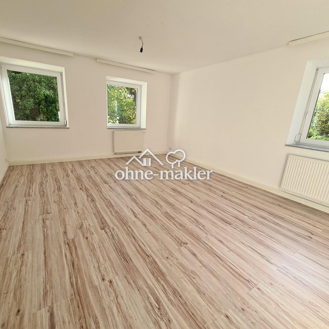 Leonberg Erstbezug nach Sanierung & Terrasse, 71229 Leonberg